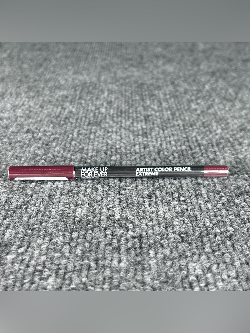 MAKE UP FOR EVER Artist Color Pencil Extreme in #450 Dramatic Plum SEALED